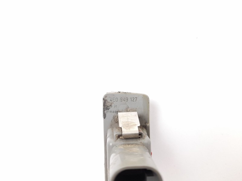 Recambio de piloto lateral izquierdo para audi a8 (4e2) 4.0 tdi quattro referencia OEM IAM 4E0949127  ULO3214L