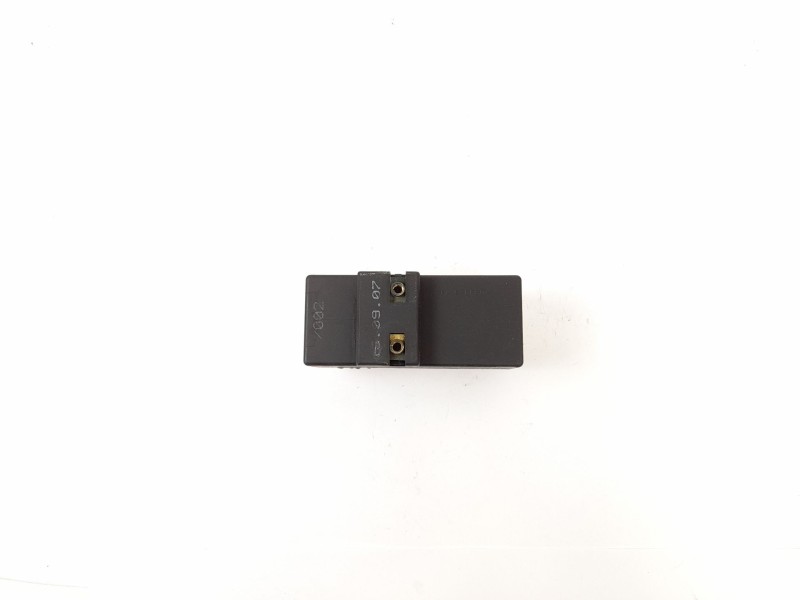 Recambio de caja precalentamiento para seat ibiza iii (6l1) 1.4 tdi referencia OEM IAM 1J0919506M  898967000
