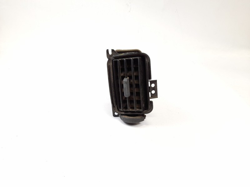 Recambio de rejilla del aire delantera central para nissan nv 200 (m20) nv200 furgón basic referencia OEM IAM 68751BJ04A  