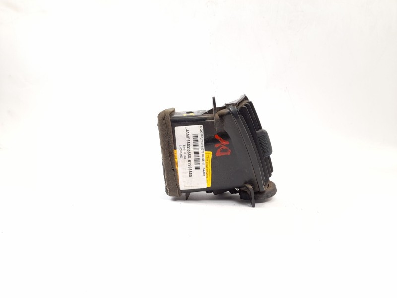 Recambio de rejilla del aire delantera central para nissan nv 200 (m20) nv200 furgón basic referencia OEM IAM 68751BJ04A  