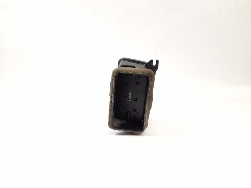 Recambio de rejilla del aire delantera central para nissan nv 200 (m20) nv200 furgón basic referencia OEM IAM 68751BJ04A  