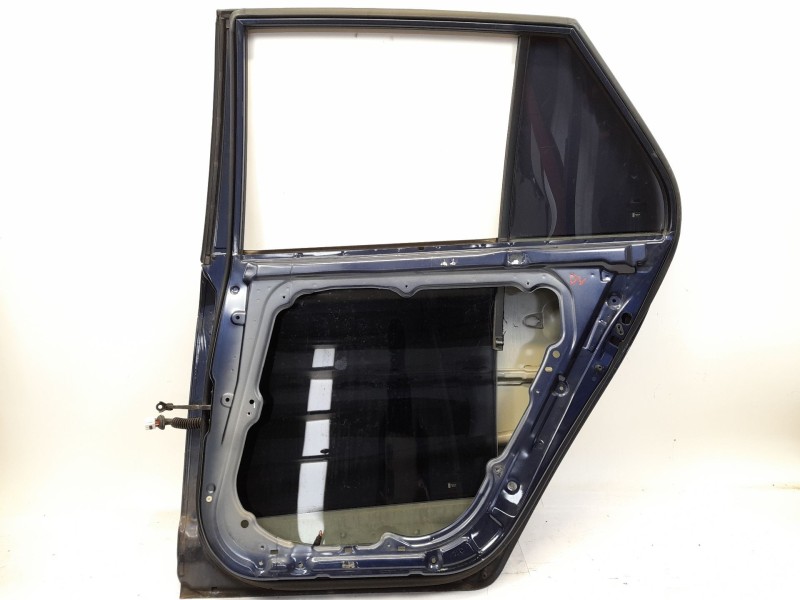 Recambio de puerta trasera derecha para kia carens iii monospace un 2.0 crdi referencia OEM IAM   