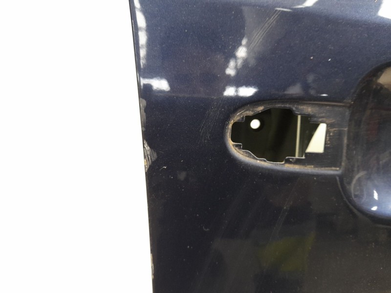 Recambio de puerta delantera derecha para kia carens iii monospace un 2.0 crdi referencia OEM IAM   