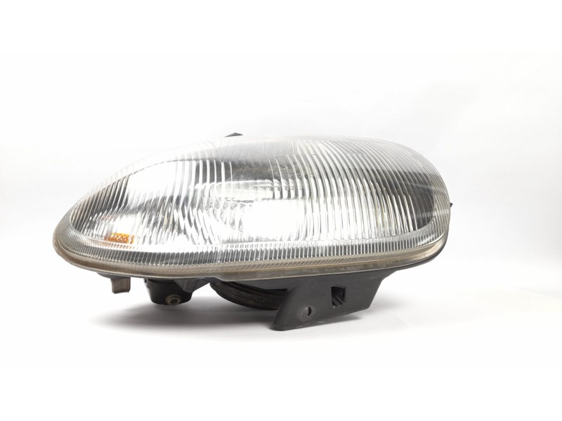 Recambio de faro izquierdo para renault clio ii fase i (b/cbo) 1.2 referencia OEM IAM 67735099  