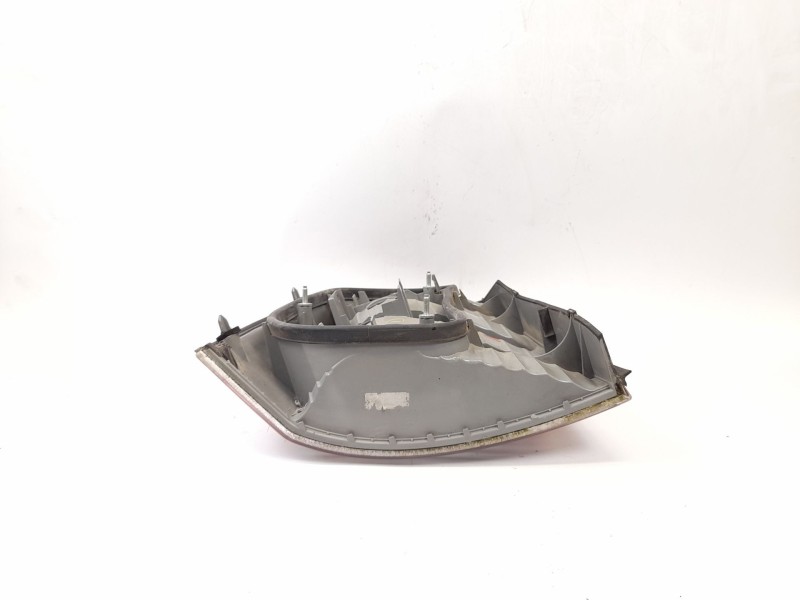 Recambio de piloto trasero derecho para opel vectra c berlina gts 1.9 cdti referencia OEM IAM 13251938  