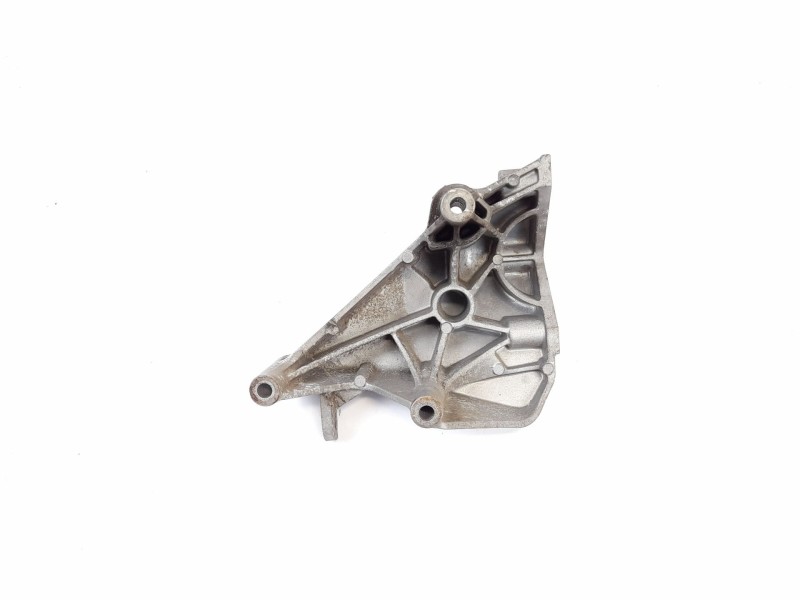 Recambio de soporte motor para seat ibiza iii (6l1) 1.4 tdi referencia OEM IAM 045199207M  