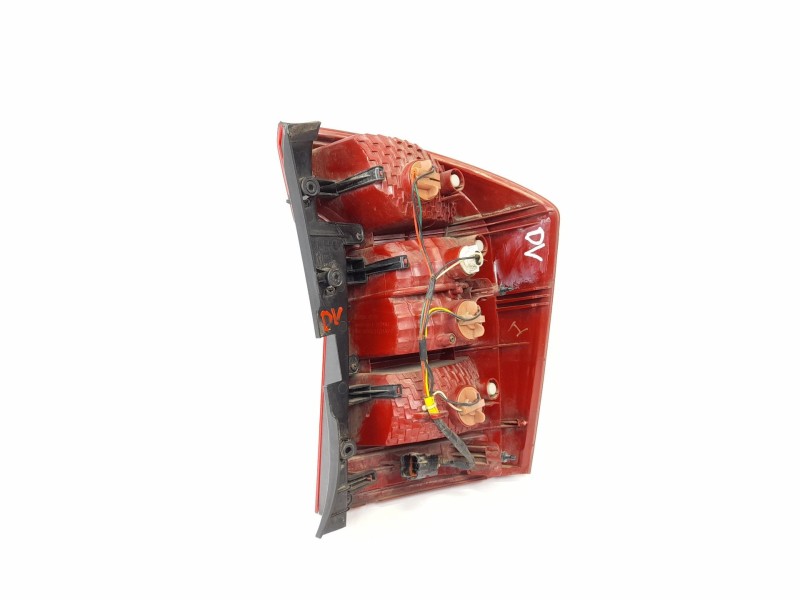 Recambio de piloto trasero izquierdo para kia carens iii monospace un 2.0 crdi referencia OEM IAM 92401100L  