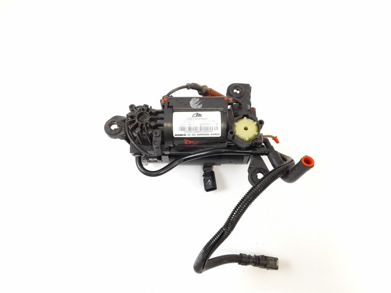 Recambio de bomba suspension para audi a8 (4e2) 4.0 tdi quattro referencia OEM IAM 4E0616005E 15155000212 1515500010