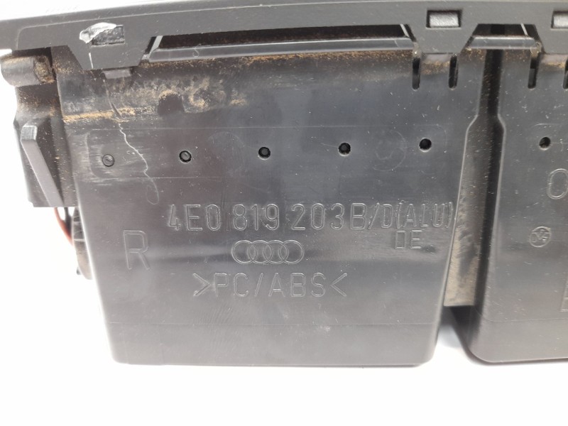 Recambio de rejilla del aire trasera para audi a8 (4e2) 4.0 tdi quattro referencia OEM IAM 4E0819203B  