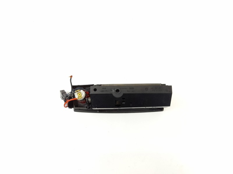Recambio de cenicero para audi a8 (4e2) 4.0 tdi quattro referencia OEM IAM 4E0857951C  