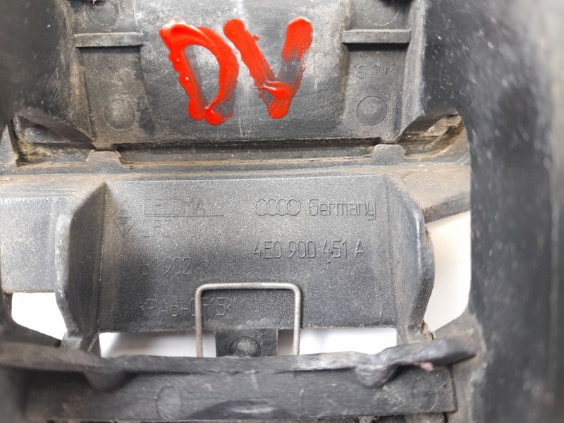 Recambio de moldura para audi a8 (4e2) 4.0 tdi quattro referencia OEM IAM 4E0900451A  
