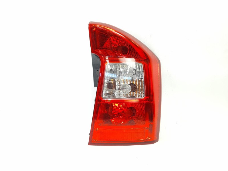 Recambio de piloto trasero derecho para kia carens iii monospace un 2.0 crdi referencia OEM IAM 92402100R  