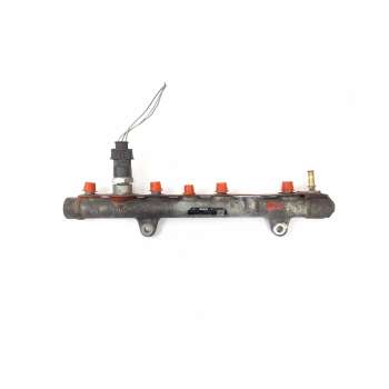 RAMPA INYECTORA 8200330912 H418278 0445214065