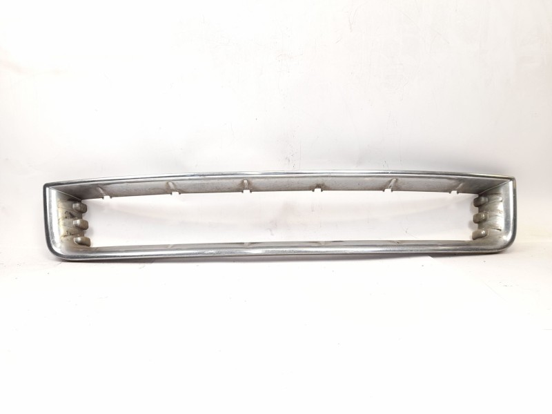 Recambio de rejilla paragolpes central para audi a8 (4e2) 4.0 tdi quattro referencia OEM IAM 4E0807953  