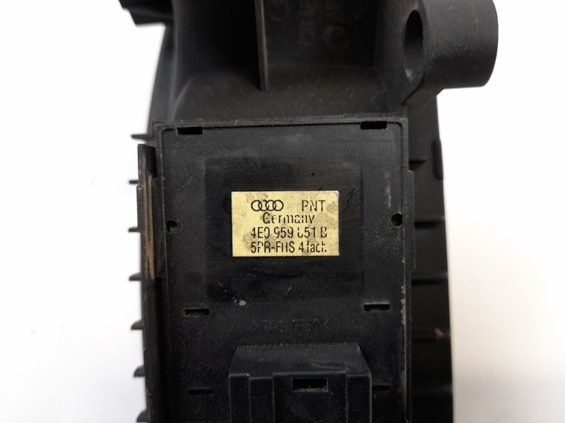 Recambio de mando elevalunas delantero izquierdo para audi a8 (4e2) 4.0 tdi quattro referencia OEM IAM 4E0959851B  