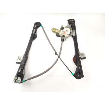 ELEVALUNAS DELANTERO DERECHO XS4123200 