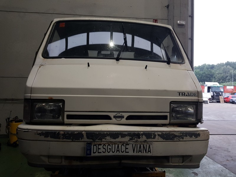 nissan trade caja/chasis del año 1995