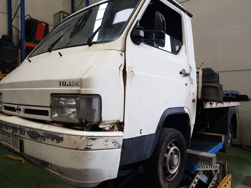 nissan trade caja/chasis del año 1995