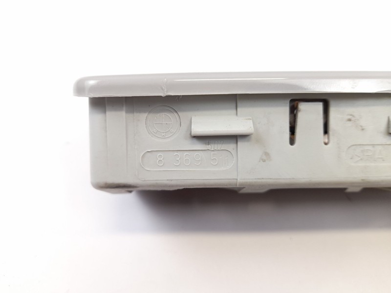 Recambio de luz interior para bmw serie 5 berlina (e39) 2.5 525tds referencia OEM IAM 8369511  