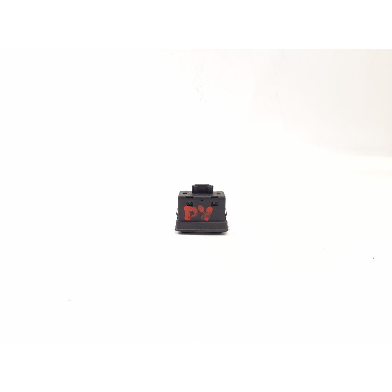 Recambio de mando elevalunas trasero derecho para bmw serie 5 berlina (e39) 2.5 525tds referencia OEM IAM 8368974  