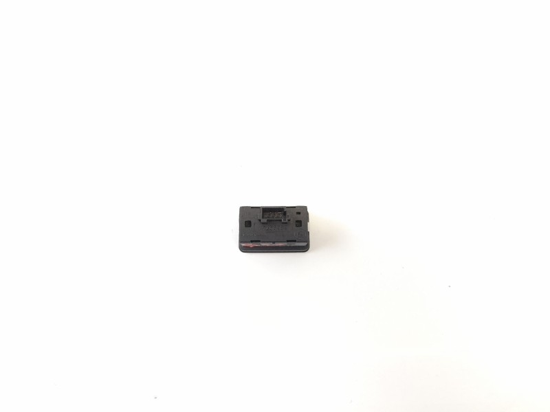 Recambio de mando elevalunas trasero izquierdo para bmw serie 5 berlina (e39) 2.5 525tds referencia OEM IAM 8368974  