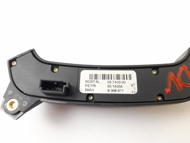 Recambio de mando multifuncion para bmw serie 5 berlina (e39) 2.5 525tds referencia OEM IAM 8368971 6014054 03740300