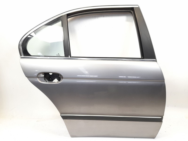 Recambio de puerta trasera derecha para bmw serie 5 berlina (e39) 2.5 525tds referencia OEM IAM   