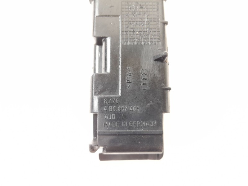 Recambio de cenicero para audi a6 c6 (4f2) 3.0 tdi quattro avant referencia OEM IAM 4B0857405  