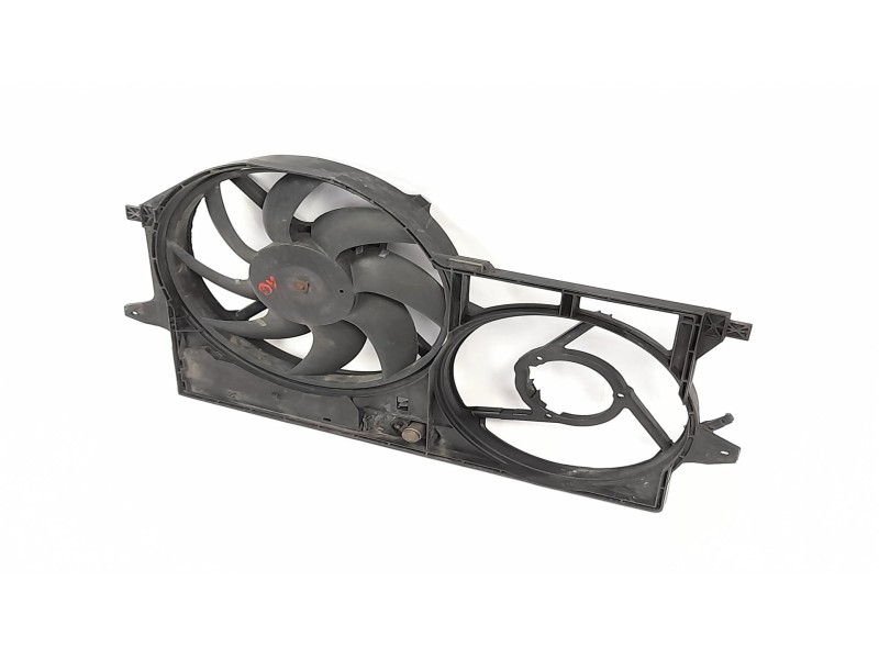 Recambio de electroventilador para fiat scudo furgón (220_) 1.9 d referencia OEM IAM 8240141  