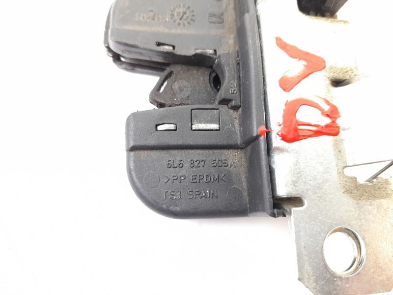 Recambio de cerradura maletero / porton para seat ibiza (6l1) 1.9 tdi referencia OEM IAM 6L6827505A  