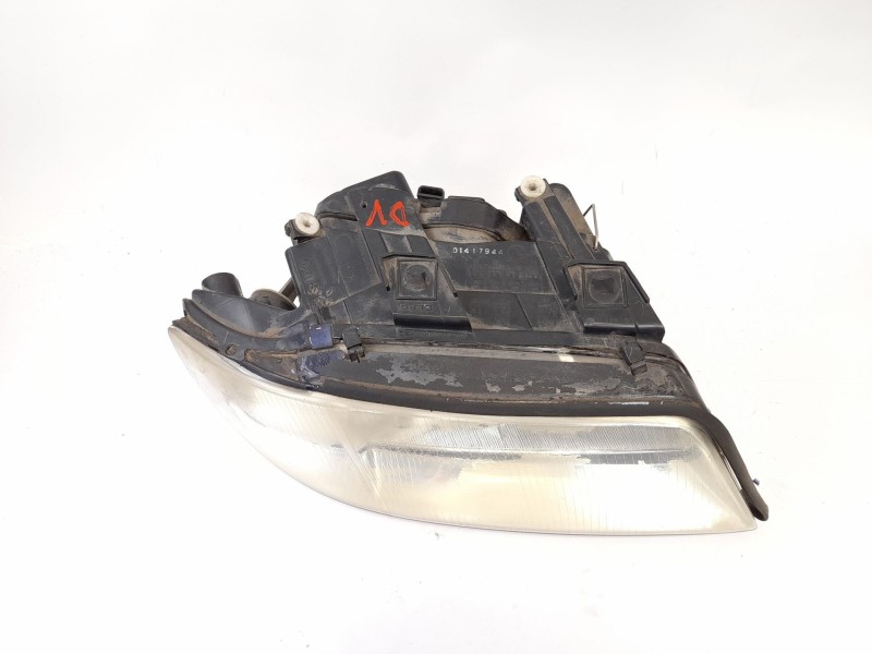 Recambio de faro derecho para audi a6 berlina (4b2) 2.5 tdi referencia OEM IAM 081411102R  084461113R