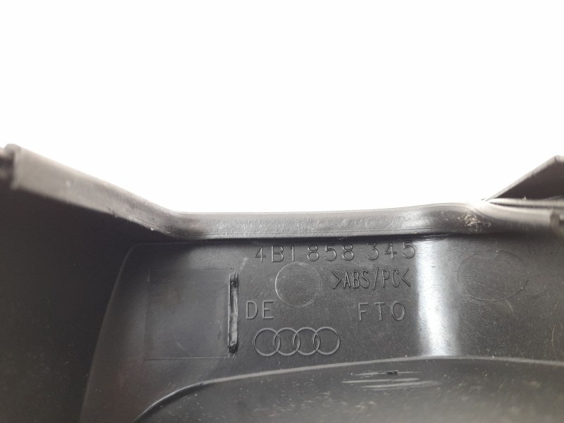 Recambio de moldura para audi a6 berlina (4b2) 2.5 tdi referencia OEM IAM 4B1858345  