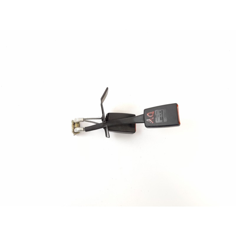 Recambio de enganche cinturon seguridad trasero izquierdo para audi a6 berlina (4b2) 2.5 tdi referencia OEM IAM 8D0857739D  