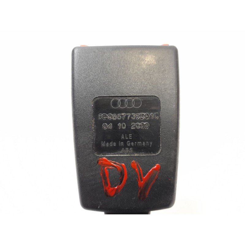 Recambio de enganche cinturon seguridad trasero izquierdo para audi a6 berlina (4b2) 2.5 tdi referencia OEM IAM 8D0857739D  