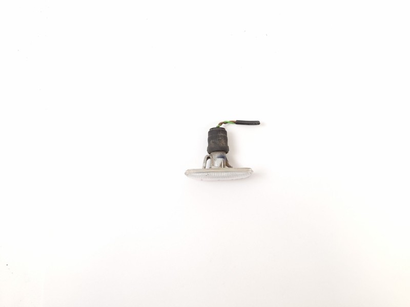 Recambio de piloto lateral izquierdo para audi a6 berlina (4b2) 2.5 tdi referencia OEM IAM 4B0949127  