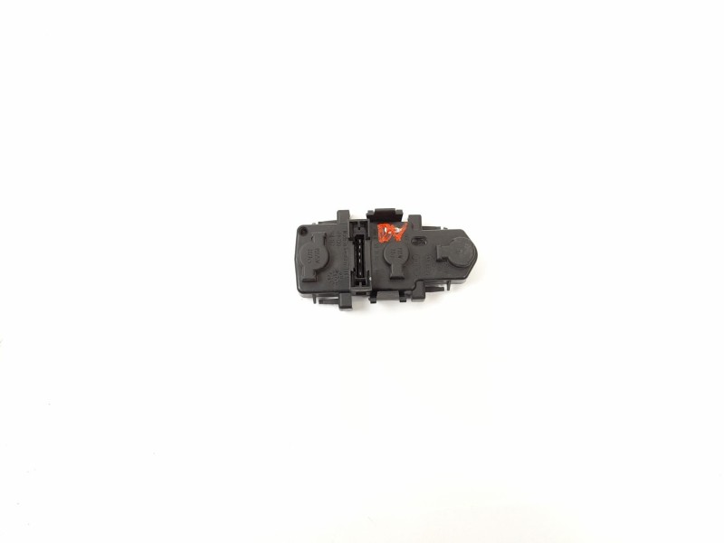Recambio de portalamparas para audi a6 berlina (4b2) 2.5 tdi referencia OEM IAM B5831BL  