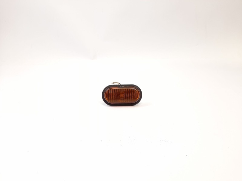 Recambio de piloto lateral derecho para renault kangoo (f/kc0) 1.9 diesel referencia OEM IAM 7700847333  