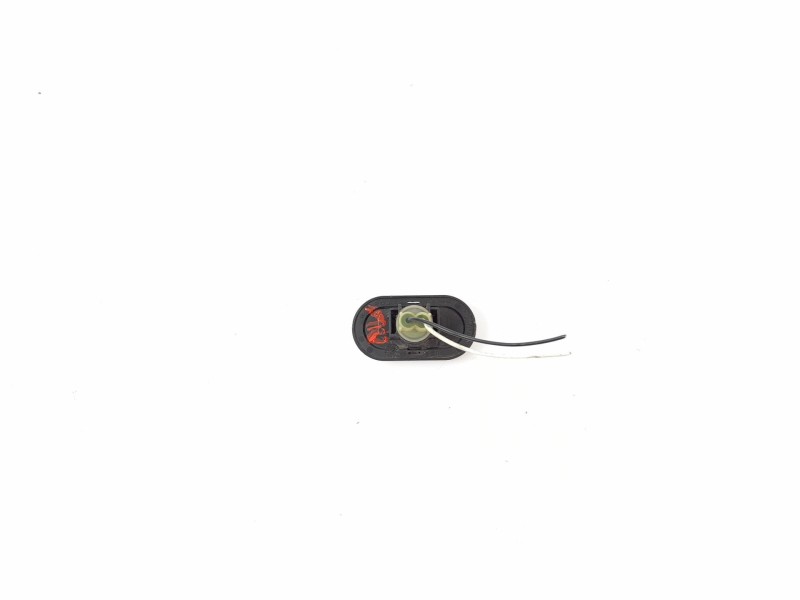Recambio de piloto lateral izquierdo para renault kangoo (f/kc0) 1.9 diesel referencia OEM IAM 7700847333  