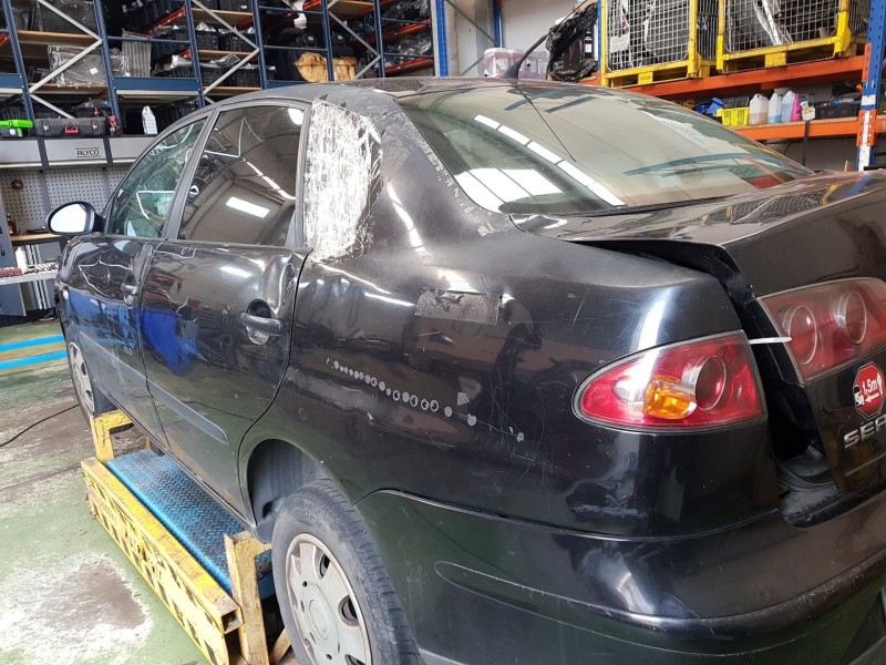seat cordoba berlina (6l2) del año 2003