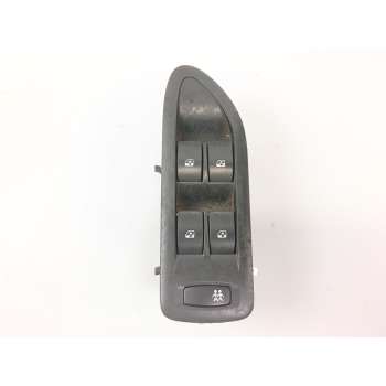 MANDO ELEVALUNAS DELANTERO IZQUIERDO 8200018989 