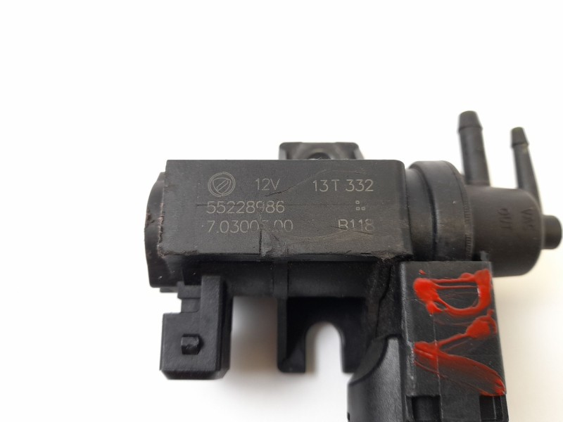 Recambio de valvula aire adicional para fiat doblo ii cargo (263) furgón base referencia OEM IAM 55228986  70300300