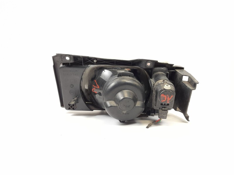 Recambio de faro derecho para fiat scudo furgon (220)2.0jtd referencia OEM IAM 36160748  