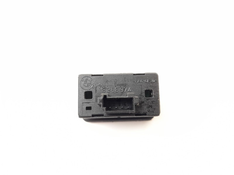 Recambio de mando elevalunas delantero derecho para bmw serie 5 berlina (e39) 2.5 525tds referencia OEM IAM 8368974  