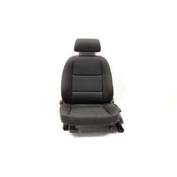 ASIENTO DELANTERO IZQUIERDO 