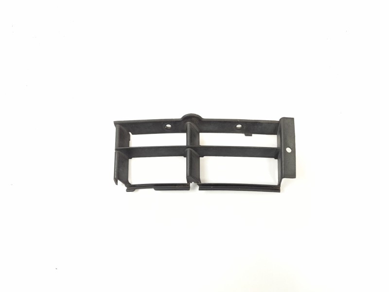 Recambio de rejilla paragolpes izquierdo para bmw serie 5 berlina (e39) 2.5 525tds referencia OEM IAM 511182356739  