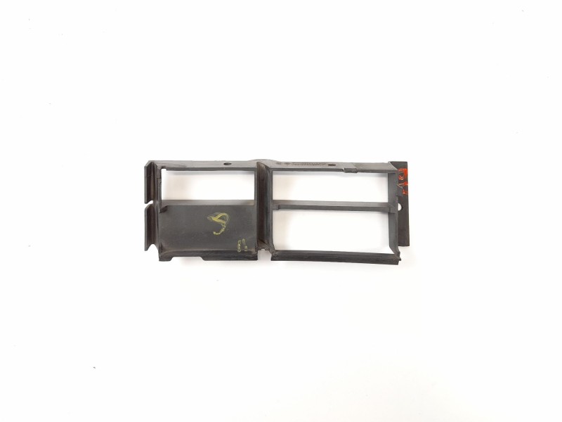 Recambio de rejilla paragolpes derecha para bmw serie 5 berlina (e39) 2.5 525tds referencia OEM IAM 511182356429  
