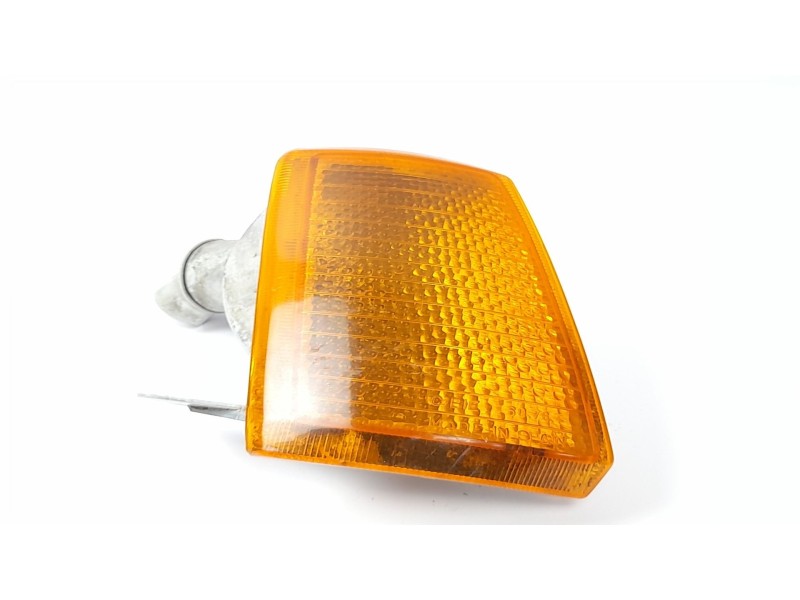 Recambio de piloto delantero derecho para peugeot 205 berlina 1.9 d referencia OEM IAM 6076T  