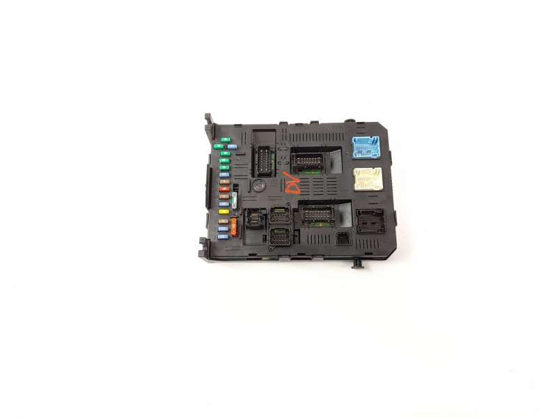CAJA RELES / FUSIBLES 9663510580 281197392A 216760315B