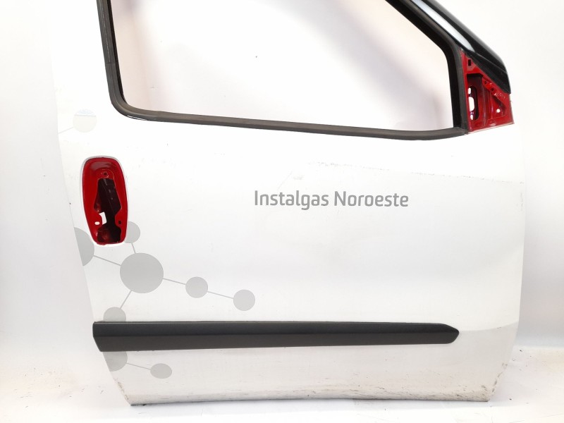 Recambio de puerta delantera derecha para fiat doblo ii cargo (263) furgón base referencia OEM IAM   