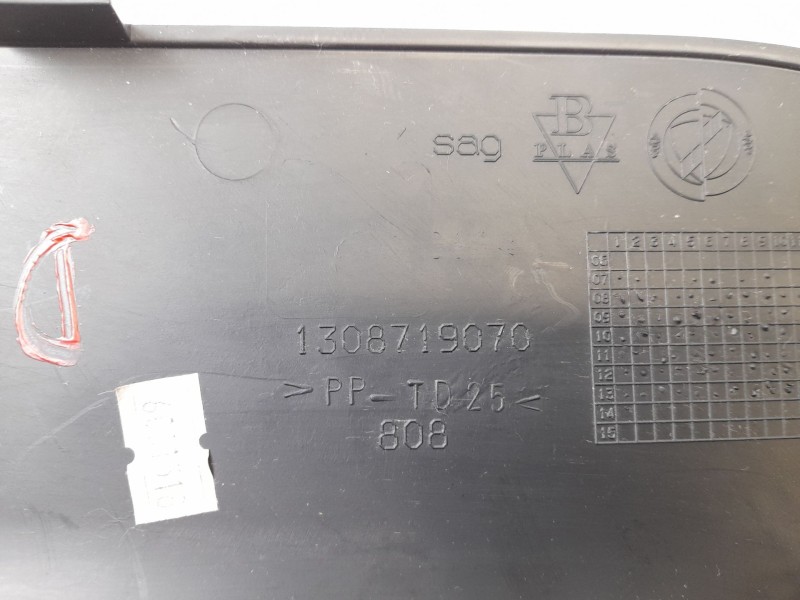 Recambio de moldura para fiat doblo ii cargo (263) furgón base referencia OEM IAM 1308719070  